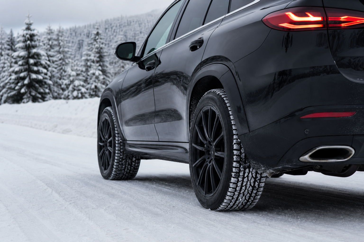 Choosing Wisely: Winter Tire Fuel Efficiency Comparison for Smarter Drives - Limitless Tire